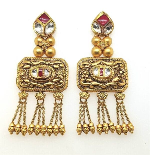 22Kt Yelow Gold Kundan Earrings ER22/611
