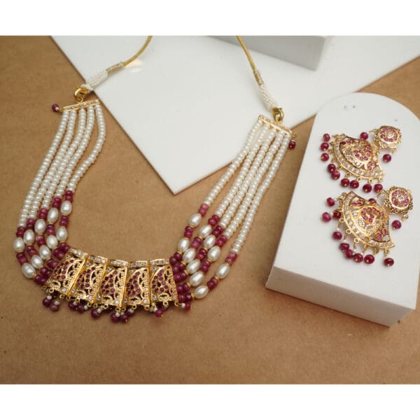 22Kt Gold White and Maroon Pearl Choker With Matching Earrings CK22/25