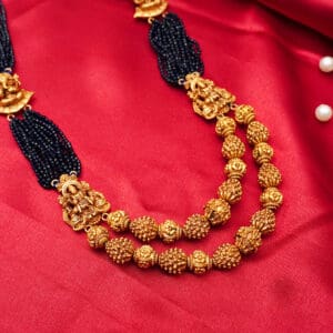 NECKLACE 22
