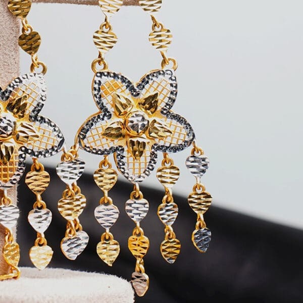 EARRING 22