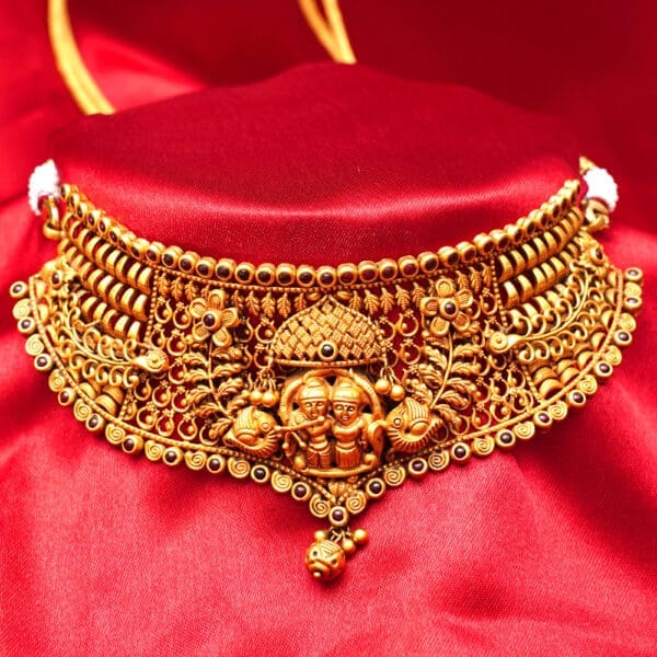 NECKLACE 22