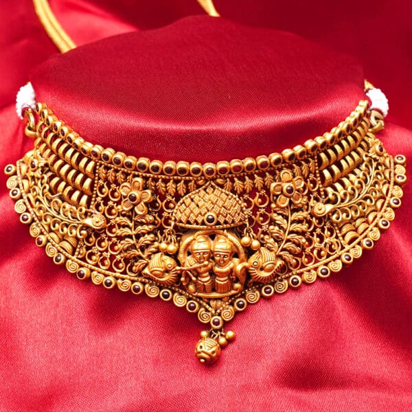 NECKLACE 22