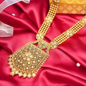 NECKLACE 22