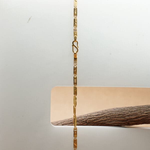 CHAIN 22