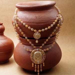 NECKLACE 22