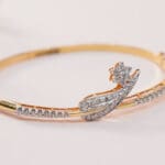 18Kt Yellow Gold Diamond Paisley Bracelet DBL/302