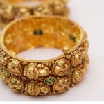 22kt Yellow Gold Antique Tample Pair Of Bangles KR22/478