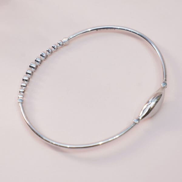 14Kt White Gold Diamond Minimal Bracelet DBL14/324