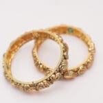 22kt Antique Tample Yellow Gold Laxmi Shankh Pair of Kara KR22/523