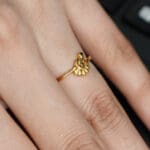22Kt Gold Minimal Flower Heart Ring RL22/1894