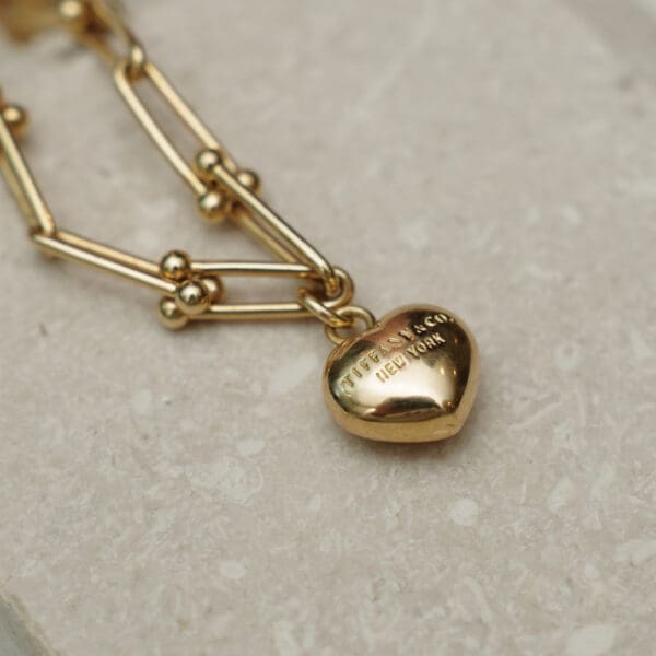18 Kt Gold Necklace With Earrings CS18/84