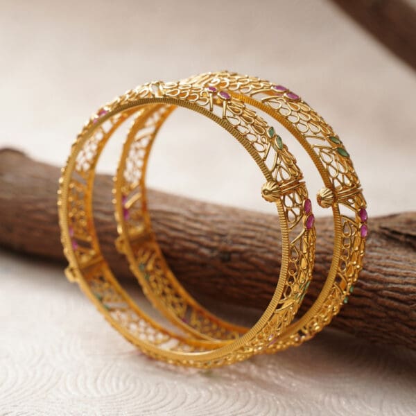 22Kt Yellow Gold Pair Of Bangles KR22/75