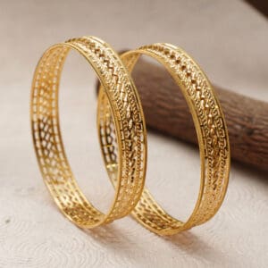 22Kt Yellow Gold Pair of Bangles / Kara CH22/346