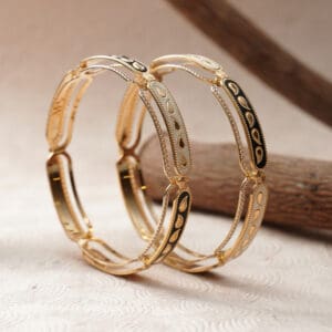 22Kt Gold Pair Of Kara / Bangles KR22/528