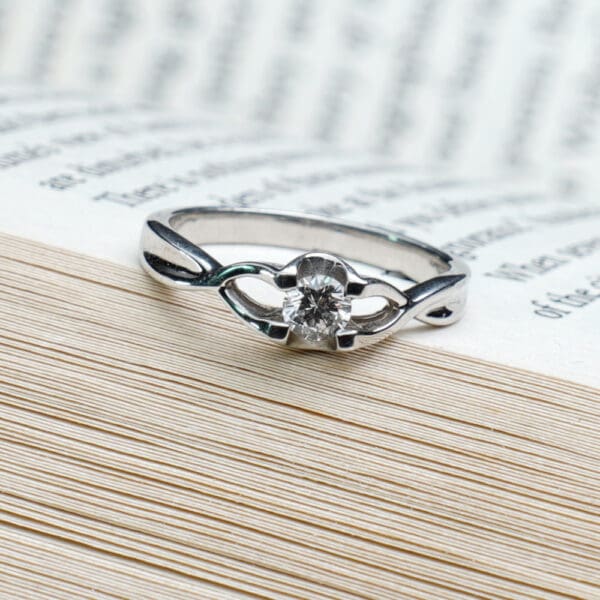 Elegent Platinum Ring PRL/48