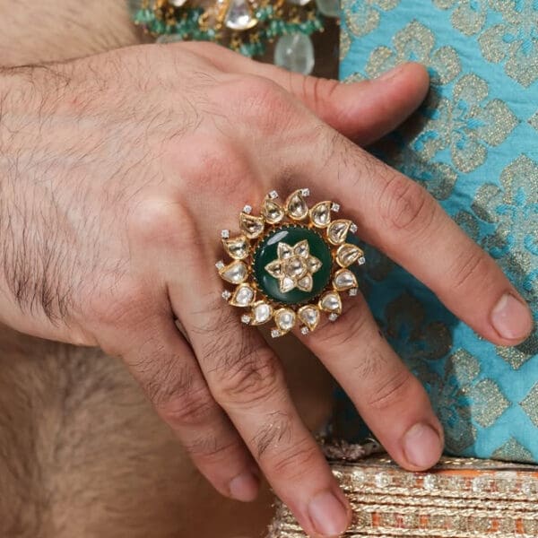18kt Gold Flower Kundan Adjustable Ring 1PKR18/9