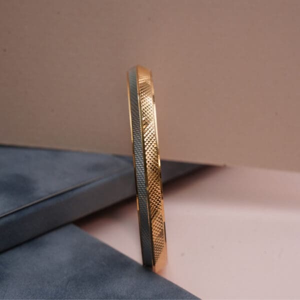 22Kt Yellow Gold Bangle Kara For Him BG22/173