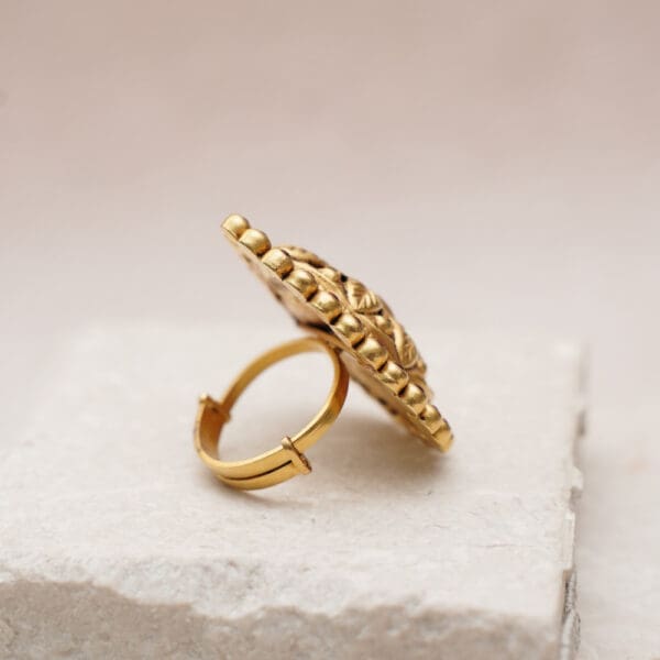 22Kt Yellow Gold Antique Ring RL22/2418