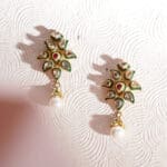 22Kt Gold Pearl and Kundan Earrings ER22/152 22Kt Gold Pearl and Kundan Earrings ER22/152