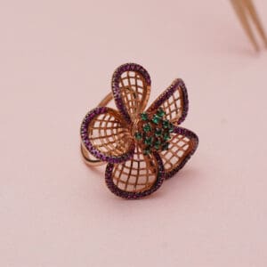 18Kt Gold Flower Ring RL18/2016
