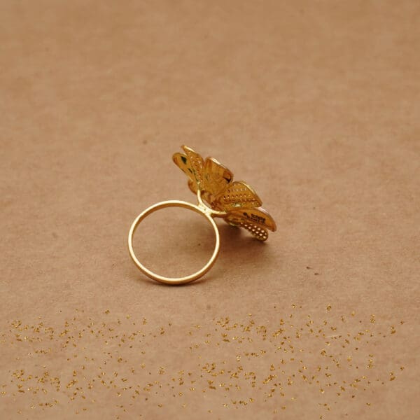 22Kt Yellow Gold Flower Ring RL22/1947