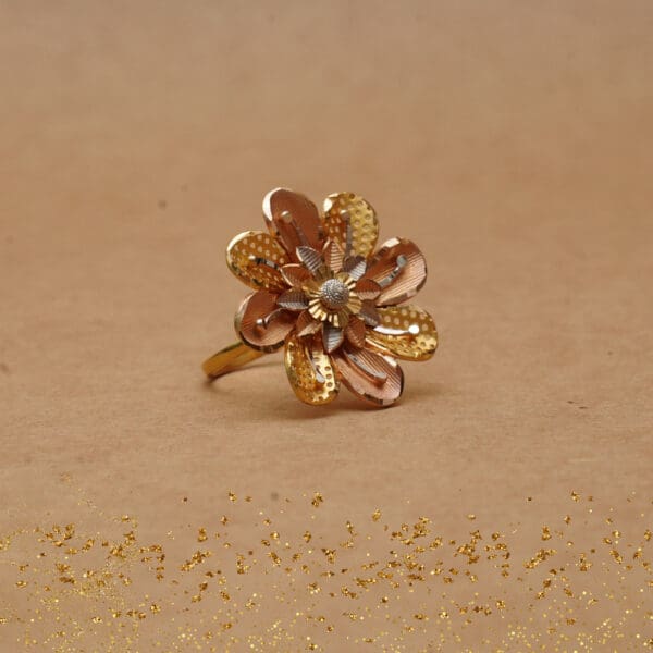 22Kt Yellow Gold Flower Ring RL22/1947