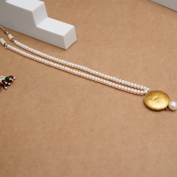 PEARL SET POKLI GOLD PENDANT AND POLKI GOLD EARRINGS BLSM/1