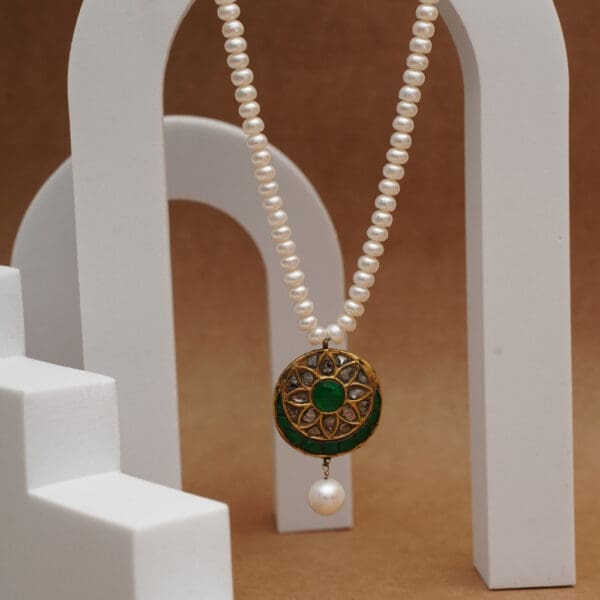 PEARL SET POKLI GOLD PENDANT AND POLKI GOLD EARRINGS BLSM/1