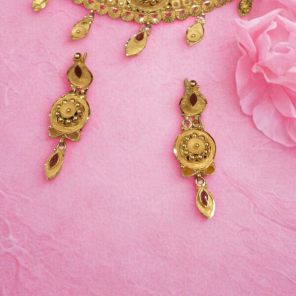 22Kt Gold Itelian Necklace with Matching Earrings CK22/37