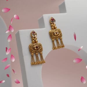 22Kt Yelow Gold Kundan Earrings ER22/611