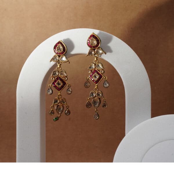18Kt GOLD POLKI KUNDAN EARRINGS PKE18/107