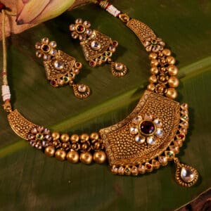 22Kt Gold Antique Necklace with Earrings CK22/19
