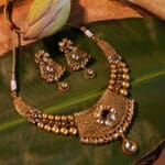 22Kt Gold Antique Necklace with Earrings CK22/19