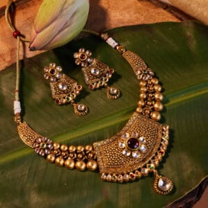 22Kt Gold Antique Necklace with Earrings CK22/19