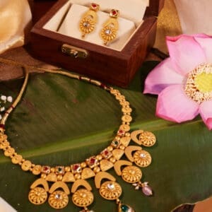 22kt Gold Necklace with Earrings ST22/1023