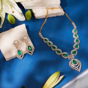 18Kt Gold Diamond Necklace With Matching Earrings DST/99