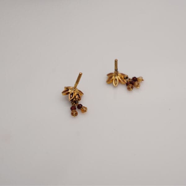 18kt Gold Flower Lightweight Dailywear Earring ER18/671