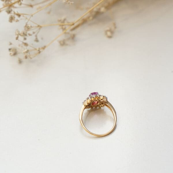 18Kt Gold Diamond Ring DRL/1070