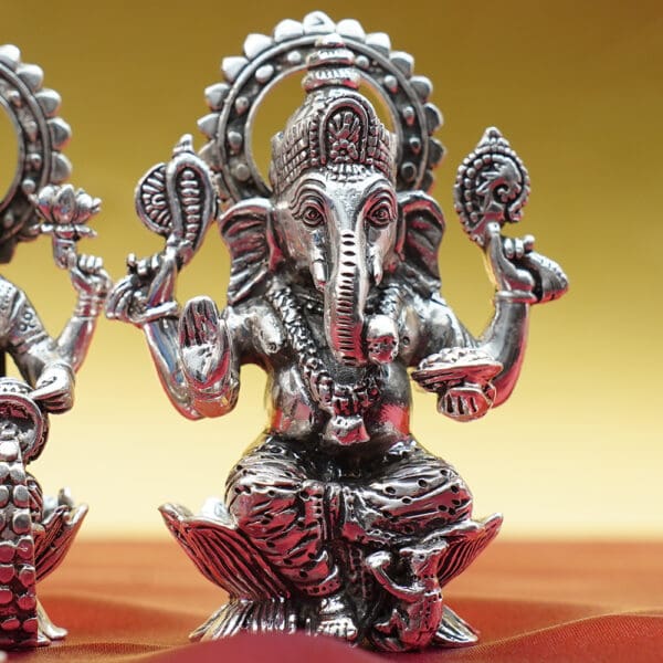 925 Silver Laxmi Ganesha Statue MRTSS/295