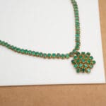 18Kt Gold Emerald Necklace With Earrings DST/81