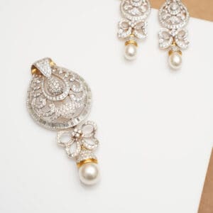 18Kt Gold Diamond Pendant with Pearl Drop DPD/228