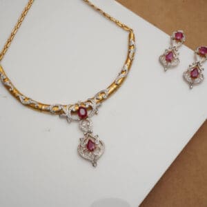 18Kt Gold Diamond Necklace with Earrings DST/47