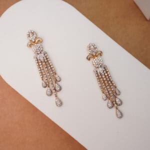 18Kt Gold Diamond Earrings DST/81