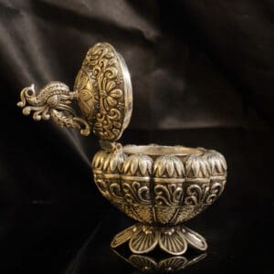 925 Silver Sindoor Dani with Lid – Peacock Motif Design SDSS/6