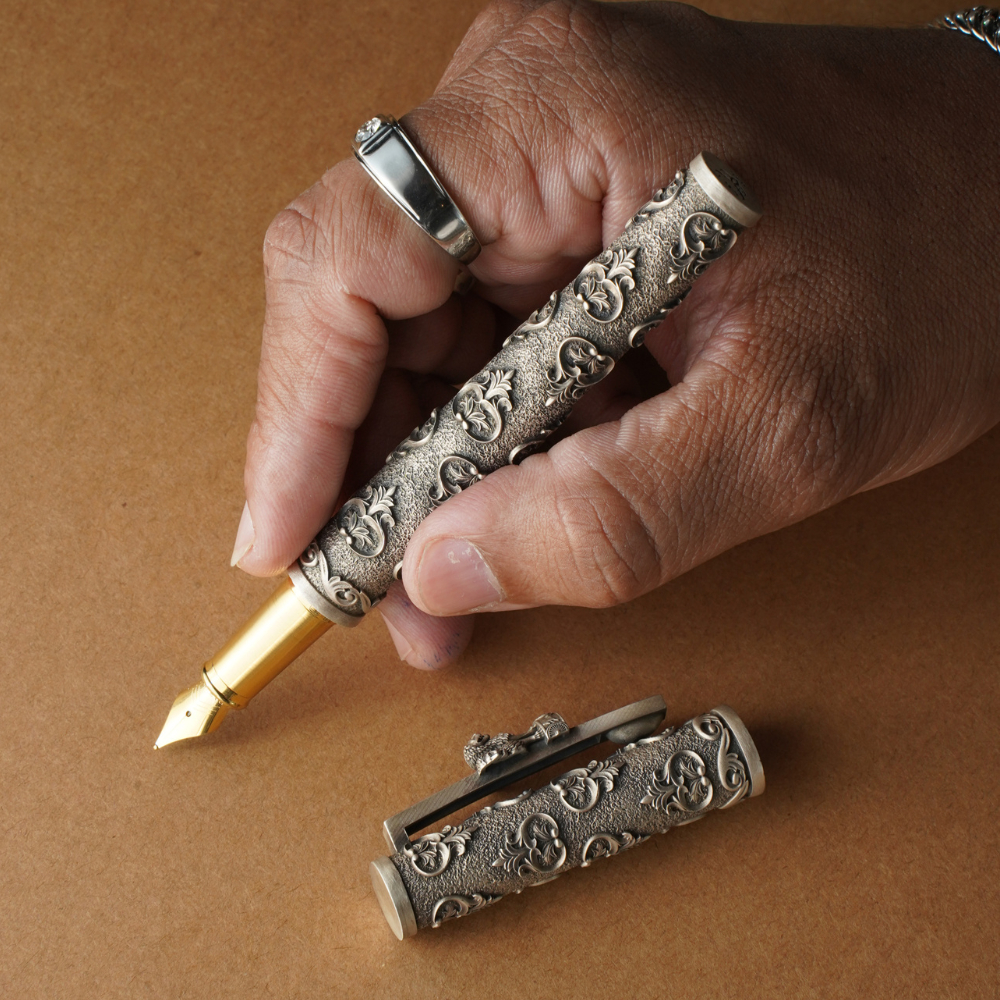 925 Antique Silver Fountain Pen with Refill Kalash Floral Carving MISS/334 925 Antique Silver Fountain Pen with Refill Kalash Floral Carving MISS/334
