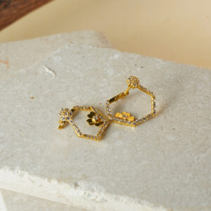 18kt Hexagon Floral Gold Earrings for her TP18/358